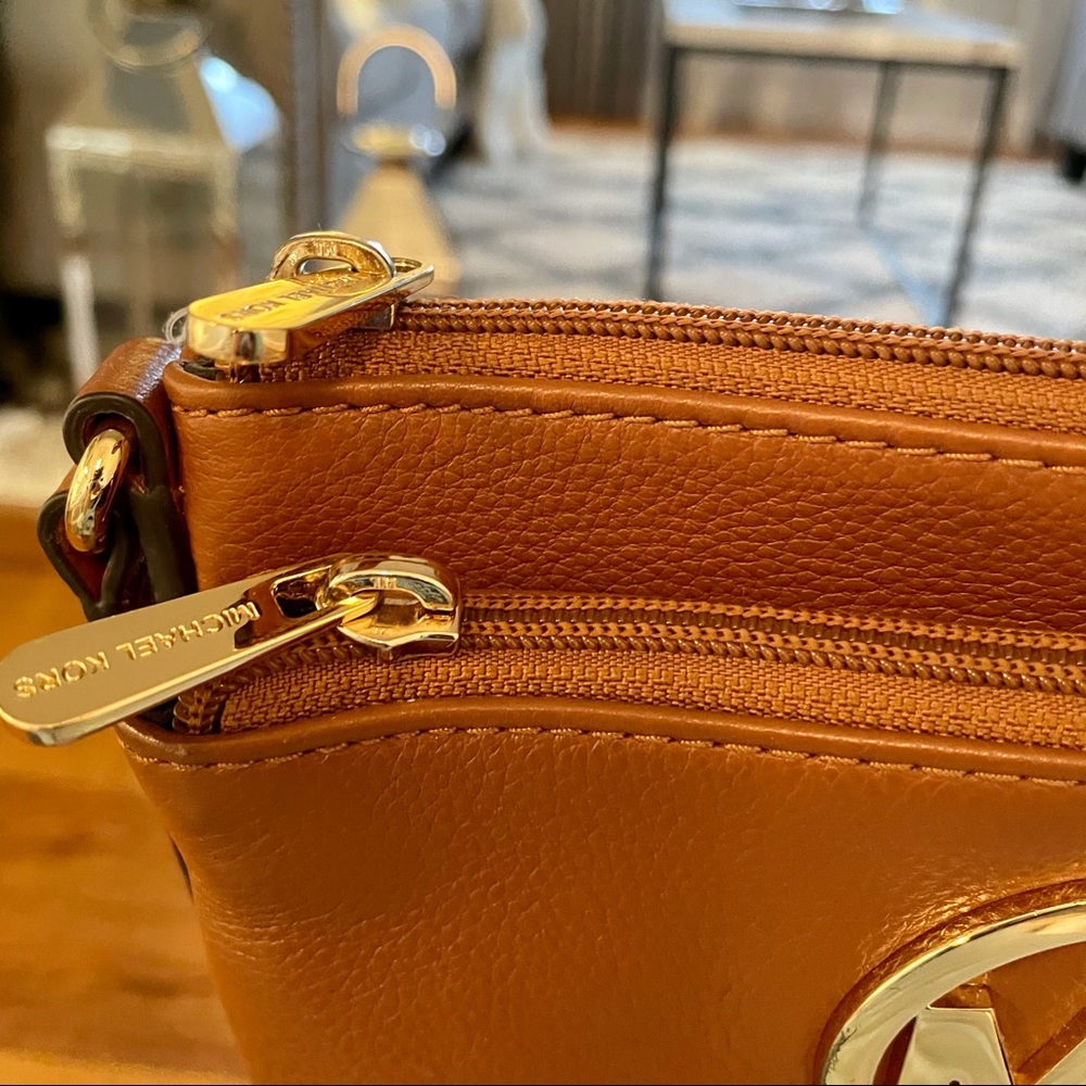 Michael Kors Crossbody Bag in Cognac - Picture 6 of 9